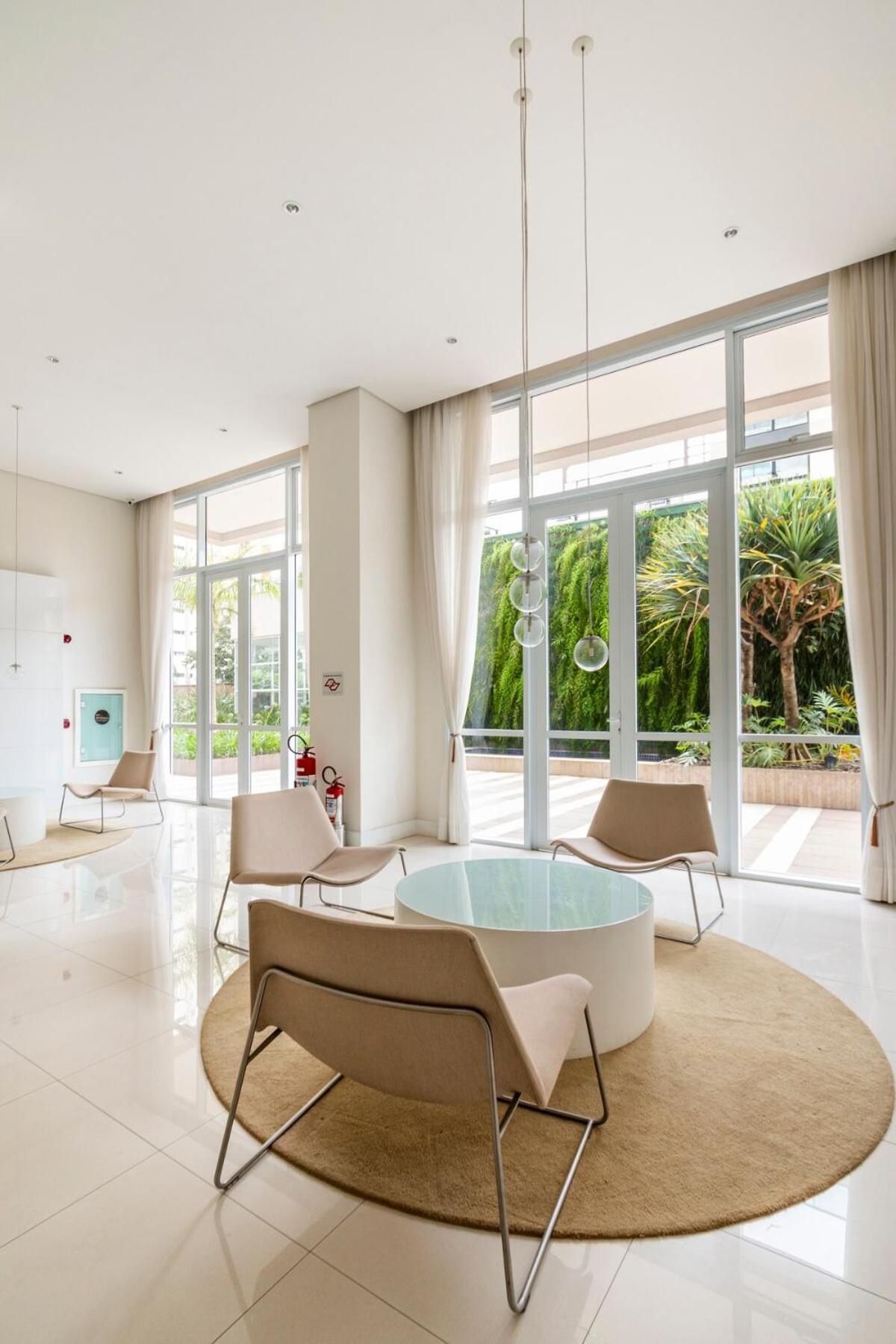 Apartamento Lindo No 26ºandar Com Garagem E Limpeza Diaria No Brooklin *